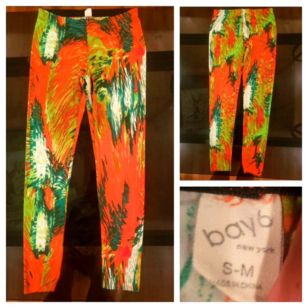 Womens Athletic or Casual Leggings, Green, Orange, & Creme, Size SM-MD